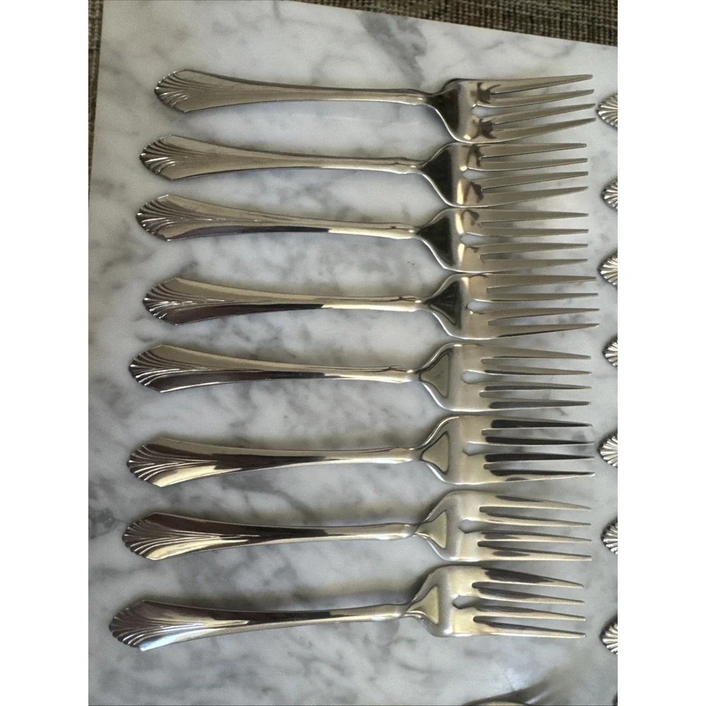 Claridge/Masterpiece Rogers Bros. Silverplate 45 Pieces Serving Pieces 8 Place S